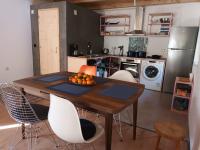 Danesi Studio - да ναι si Studio - B&B Leonídio