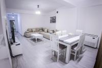 GRANDE APARTMENT KORCE - Chambres d’hôtes