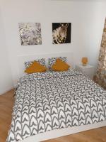 Loft climatisé parking gratuit 5min gare - B&B