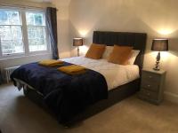 The Old Barn Marlborough, spacious grade 2 listed with parking - Bed and Breakfast Marlborough