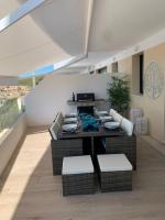 Prachtig appartement met zeezicht in Estepona Costa del Sol - Chambres d'hôtes Estepona