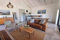 Bestuis Cottage - Self catering accommodation on a farm - B&B