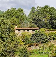 Casa Rural en Candeleda con piscina y un maravilloso jardín - B&B