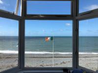 B&B Aberystwyth - Stunning Aberystwyth South Beach Apartment - Bed and Breakfast Aberystwyth