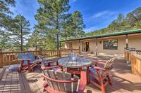 Charming Ruidoso Home with Deck and Lovely Views! - B&B