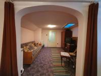 B&B Izvoru Crişului - Kőszirt Apartman - Bed and Breakfast Izvoru Crişului