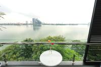 B&B Hanoi - Small Home Lake View - Self Check-In - Bed and Breakfast Hanoi