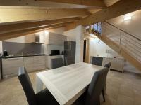 061 Bilocale Mansarda, Carisolo - Ferienwohnung Carisolo