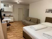 One-Bedroom Apartment (1-4 Adults)