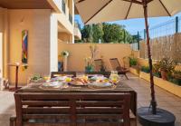 Sunny apartament at Carcavelos Beach, by TimeCooler - Bed and Breakfast Carcavelos