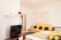 Apartamento de 1 dormitorio con patio