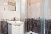 Apartamento de 2 dormitorios con terraza