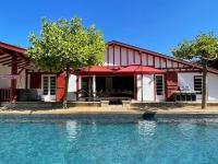 Magnifique Villa avec Piscine-Jacuzzi-coin fitness - B&B