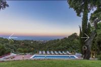 Private villa with panoramic views. - Bed and Breakfast