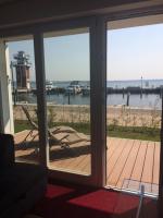 Hafendorf Haus 7 Apartment 5 Nr 89 Parkplatz am Haus - B&B Plau am See