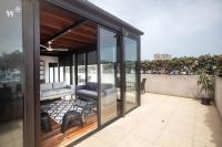 Modern 2BR Duplex with Terrace in Miraflores