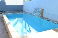 B&B Loíza - NEW Remodeled pool house 2 minutes from beach - Bed and Breakfast Loíza