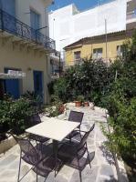 The -300 -a centrally located heritage home - Ferienwohnung