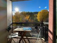 Studio confortable avec coin nuit pour 4 pers, à 100m de la télécabine et 200m du centre, parking inclus - FR-1-330C-135 - Chambres d'hôtes Briançon