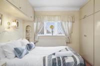 Spacious Home in Bolton Upon Dearne Contractors Families Up to 5 Guests! - Bed and Breakfast