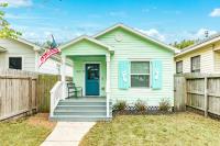 Barefoot Coastal Cottage - Bed and Breakfast