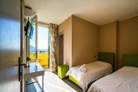 Camera Doppia con Letti Singoli con Bagno Privato 