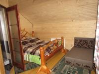 Deluxe Room (2 Adults + 1 Child)