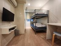 Kleine Tweepersoonskamer met 2 Aparte Bedden