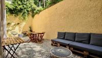 Appartement maison Jeanne by Booking Guys - B&B Nizza