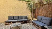 Appartement maison Jeanne by Booking Guys - B&B Nizza