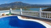 Casa VIVAndalusia Centrally located villa with private pool, breathtaking views by Rentasunnyplace - Chambres d'hôtes Viñuela
