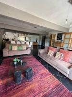 B&B Theux - Loft spacieux dans une ancienne beurrerie avec parking gratuit - Bed and Breakfast Theux