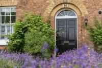 B&B Deal - Admiralty House - Bed and Breakfast Deal