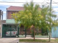 Departamento en Luis Guillon - B&B