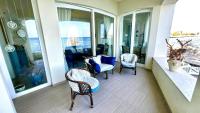 Casa Alba Serena By The Sea - B&B