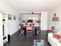 Appartement T3 Contemporain, Proche Plage et Centre, Parking Sécurisé, Wi-Fi - FR-1-319-11 - B&B