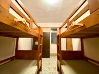 Chambre Quadruple avec Salle de Bains Commune