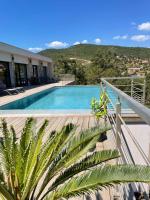 B&B Conca - Villa neuve avec grande piscine chauffée vue mer - Bed and Breakfast Conca