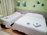 Quadruple Room with Private Bathroom