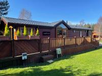 B&B Felton - Jasmine Lodge, 2 bedroom with hot tub - Felmoor Park - Bed and Breakfast Felton