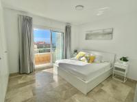 Appartamento con 3 Camere da Letto