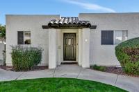 Renovated quiet single-story, minutes to Old Town, pool outside the door - B&B