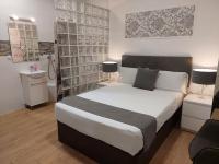 B&B Valencia - Apartamentos Rous - Solo adultos - Bed and Breakfast Valencia