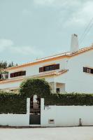 The Far End Surf House - Surf & Yoga Holidays - B&B