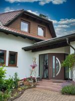 B&B Eppelborn - Schmidt`s Eppelborner Ferienwohnung - Bed and Breakfast Eppelborn