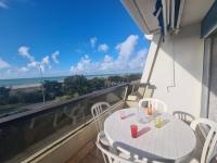 Studio avec balcon, parking sécurisé, proche plage - FR-1-224C-197 - B&B