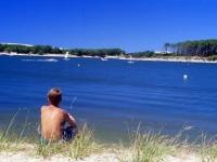 Appartement T1 à 50m du lac avec piscine, salle de jeux et parking, idéal famille/amis - FR-1-379-63 - Bed and Breakfast Vieux-Boucau-les-Bains