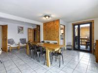 Superbe Duplex Savoyard pour 13 pers. avec Cheminée et Balcons, à 300m des Pistes - FR-1-398-616 - B&B Montvalezan