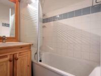 Appartement spacieux 4 pièces avec 3 chambres, balcon, proche télésiège à SuperDévoluy - FR-1-525-201 - B&B Le Dévoluy