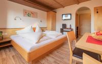 Studio Apartment with Balcony (2 Adults)